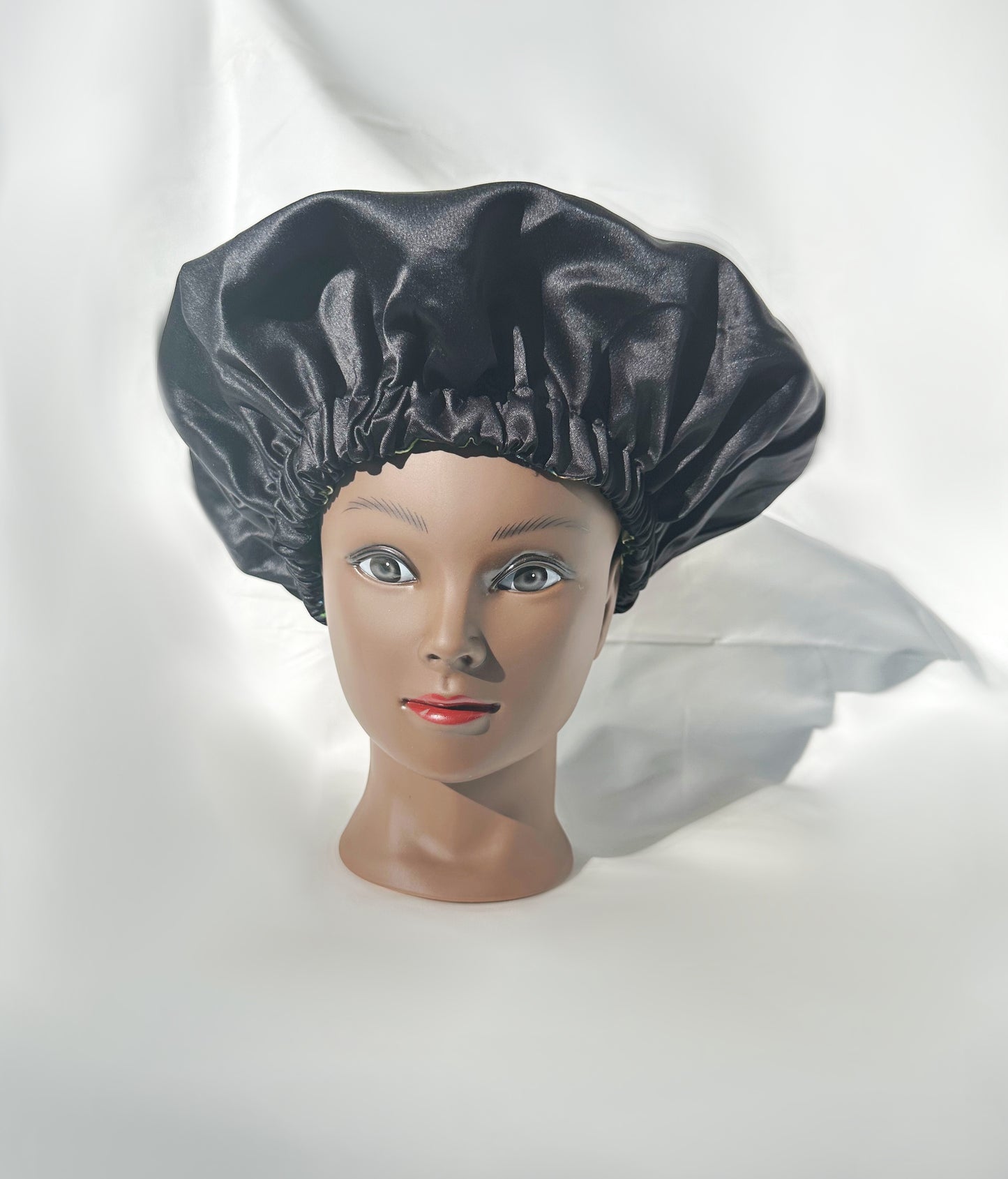BONNET RÉVERSIBLE EN SATIN & WAX - Modèle N°2